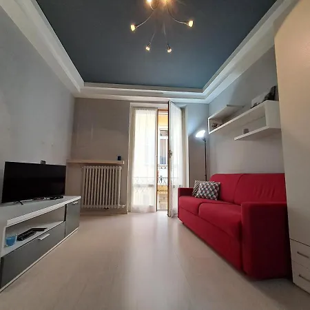 Apartment Nel Cuore Di - Laterale Via Farini *