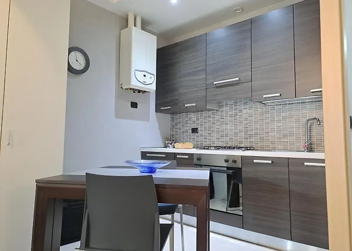 Nel Cuore Di - Laterale Via Farini Парма