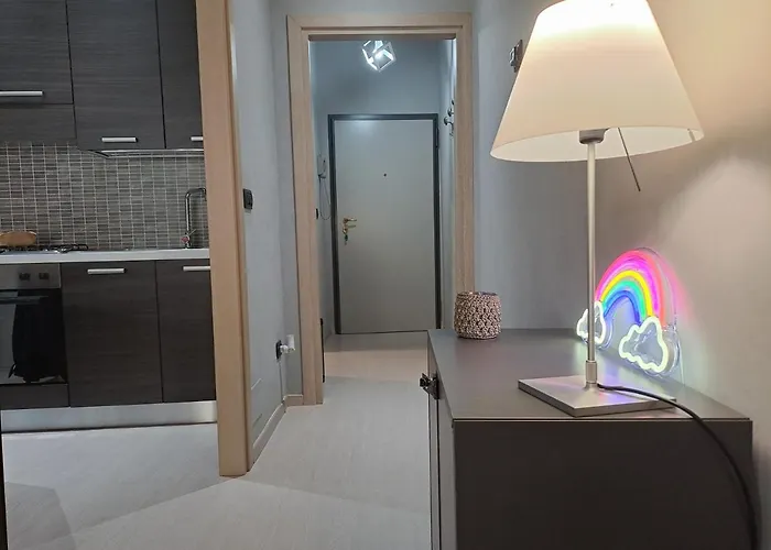 Nel Cuore Di - Laterale Via Farini Апартаменты