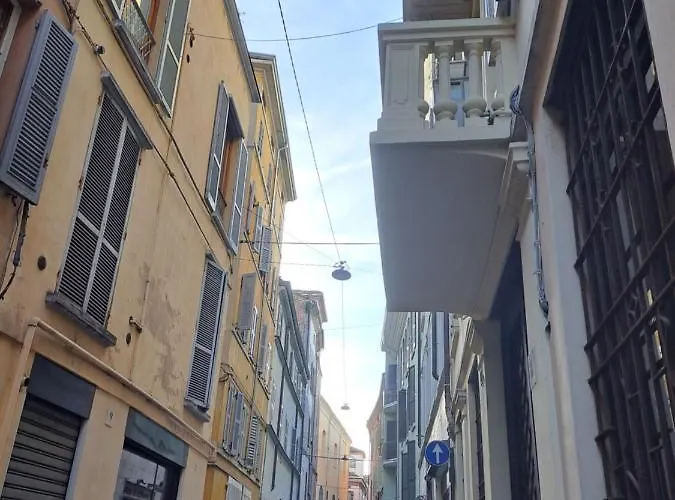 Apartment Nel Cuore Di - Laterale Via Farini