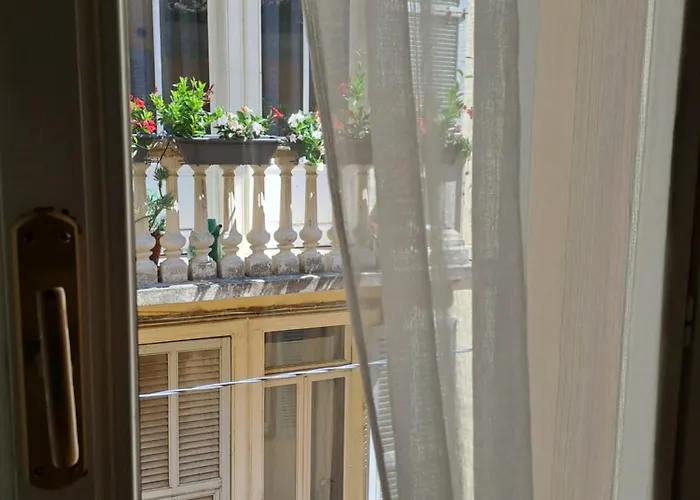 Апартаменты Nel Cuore Di - Laterale Via Farini *